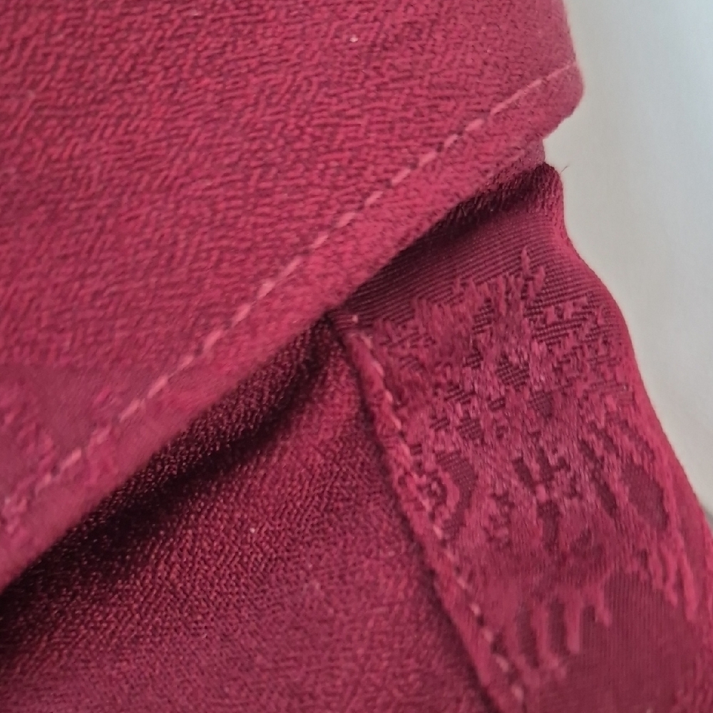 Versace Vintage Burgundy Wine Tonal Jacquard Logo Repeating Button Down M. - Picture 11 of 16